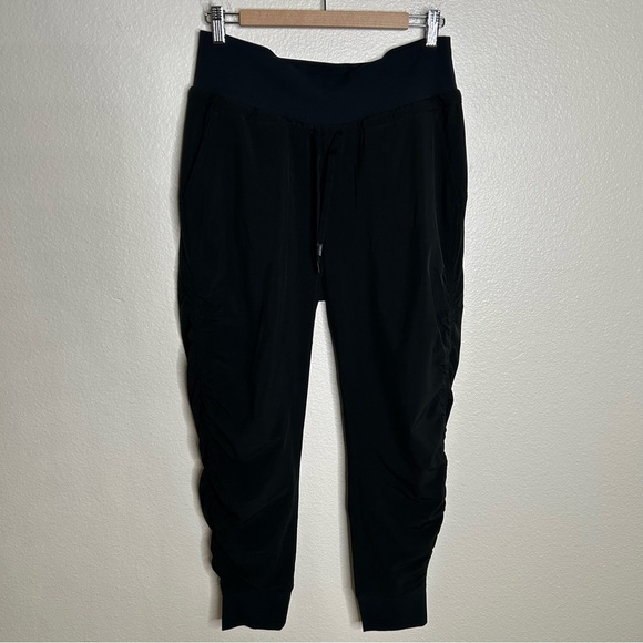 Athleta Attitude Lined Pant black 6 - Picture 1 of 12